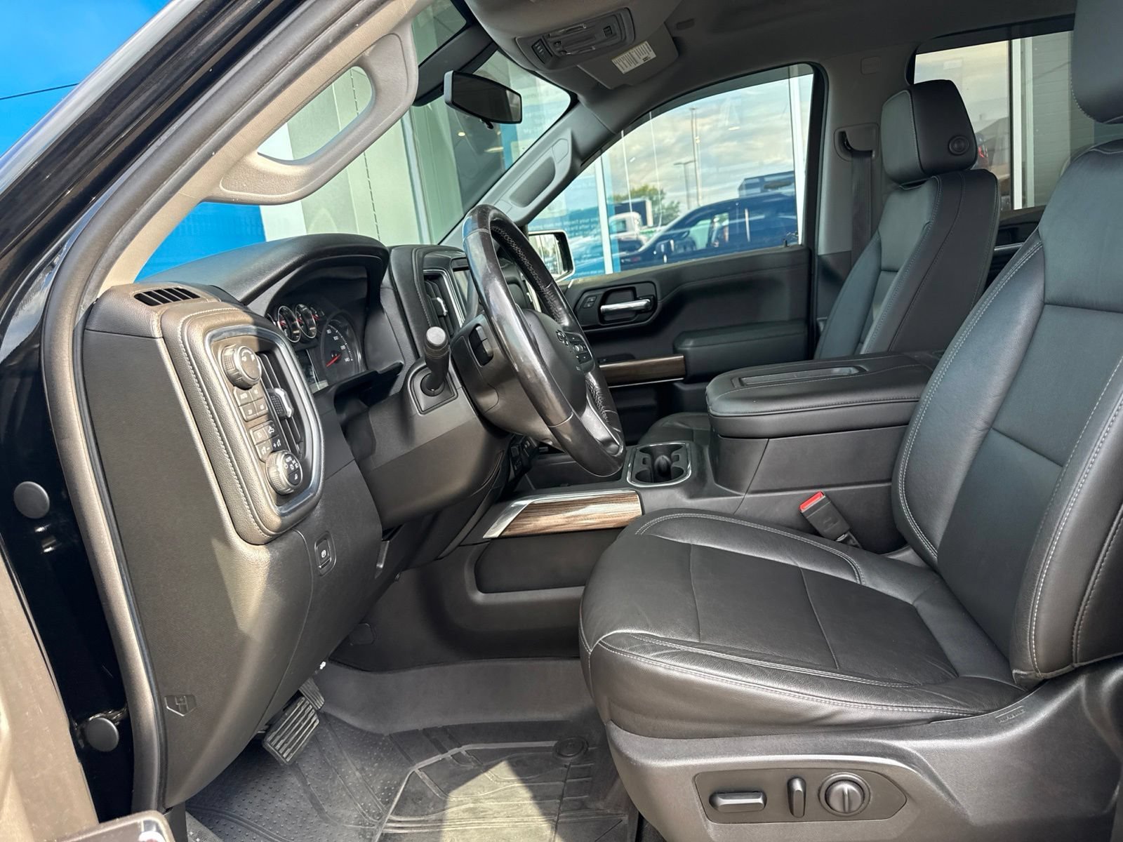 Used 2019 BLACK Chevrolet LT Trail Boss image 19