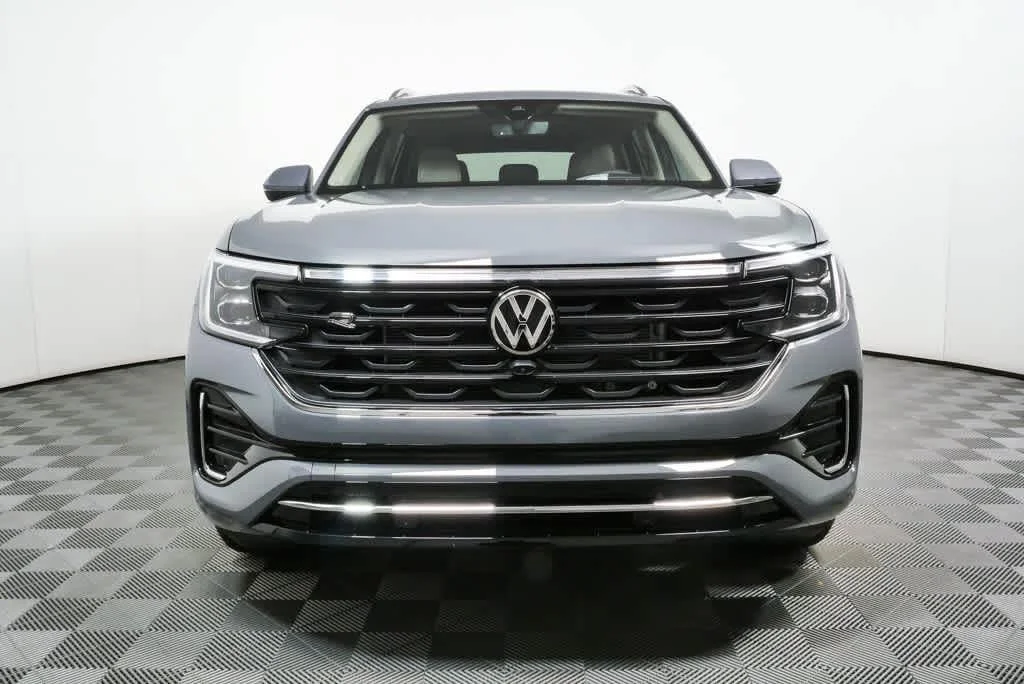 New 2026 Pure Gray Volkswagen 2.0T SEL Premium R-Line image 35