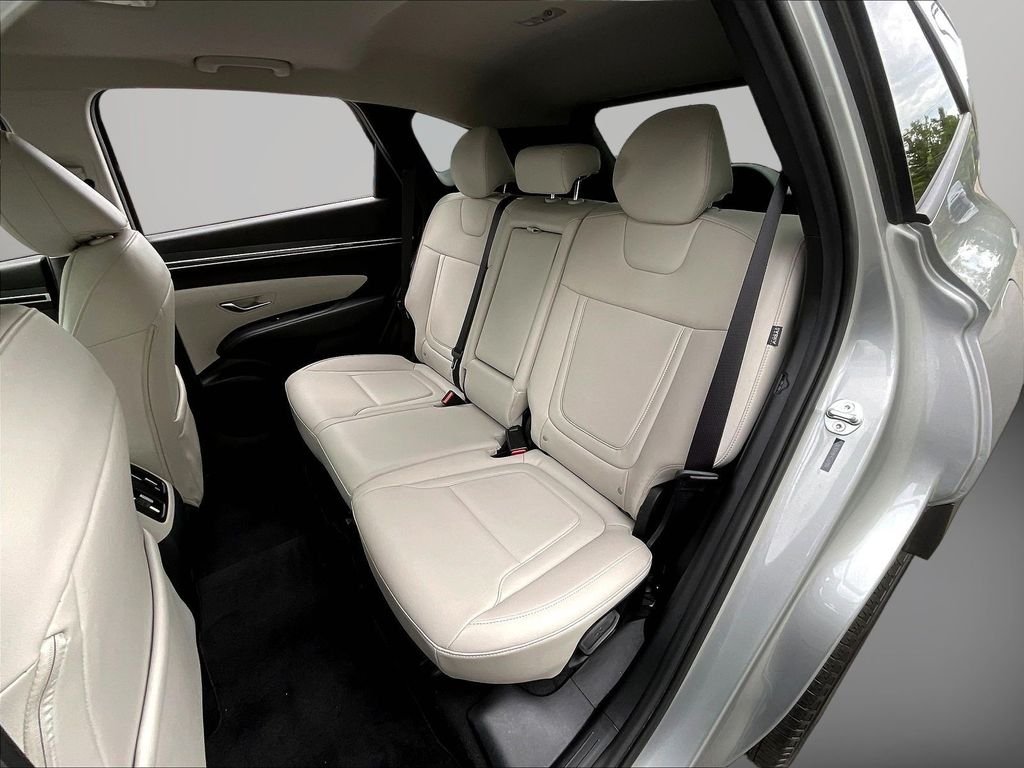 Used 2024 Silver Hyundai SEL image 23