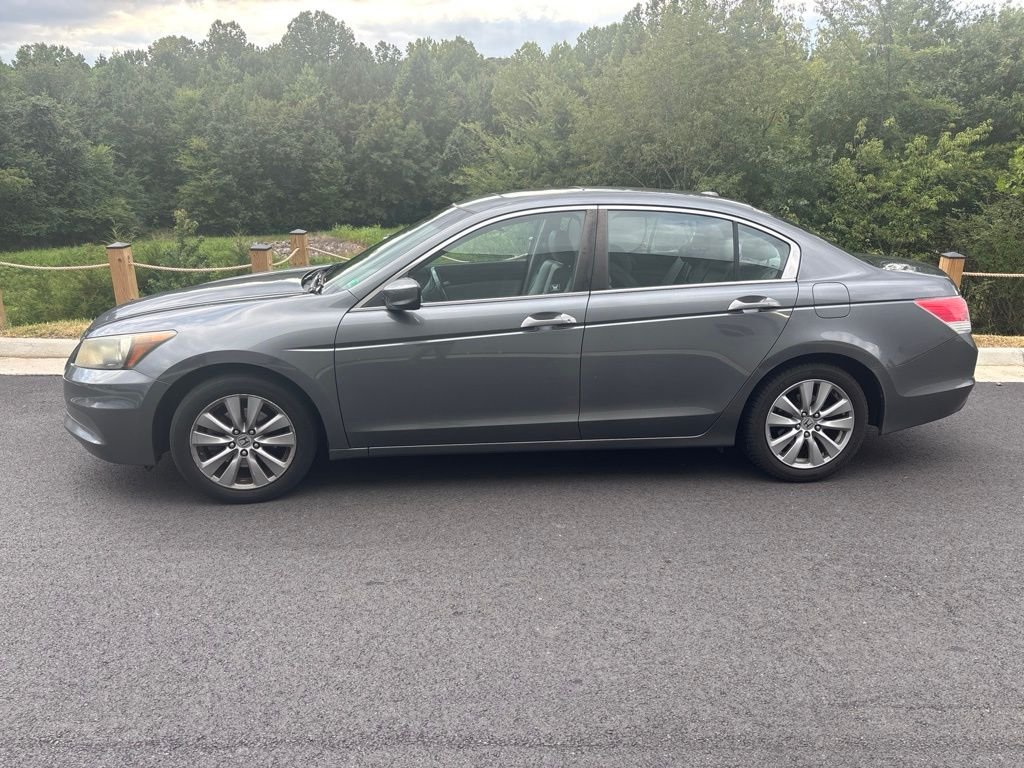 Used 2011 Polished Metal Metallic Honda EX-L image 1