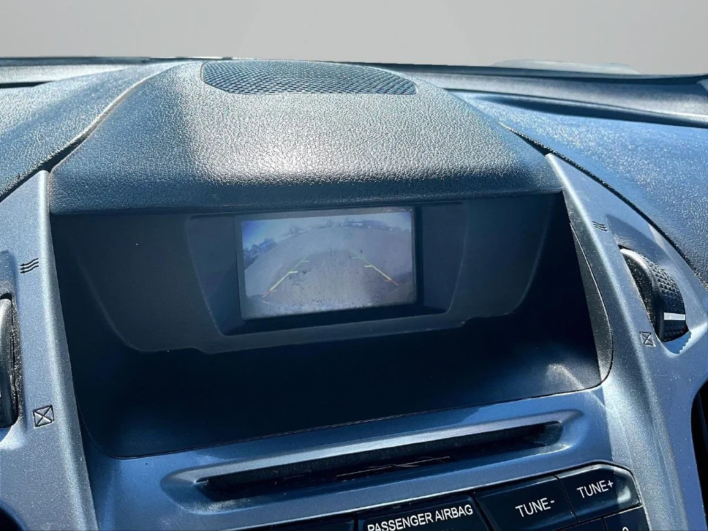 Used 2014  Ford Titanium image 21
