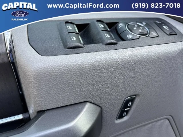 Used 2020 Black Ford XLT image 21