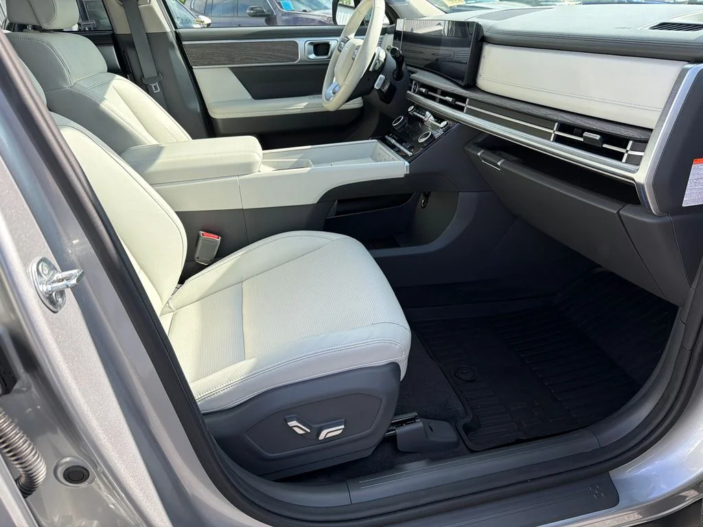Used 2024 Silver Hyundai Limited image 13
