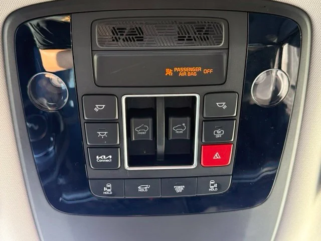 Used 2025  Kia SX image 31