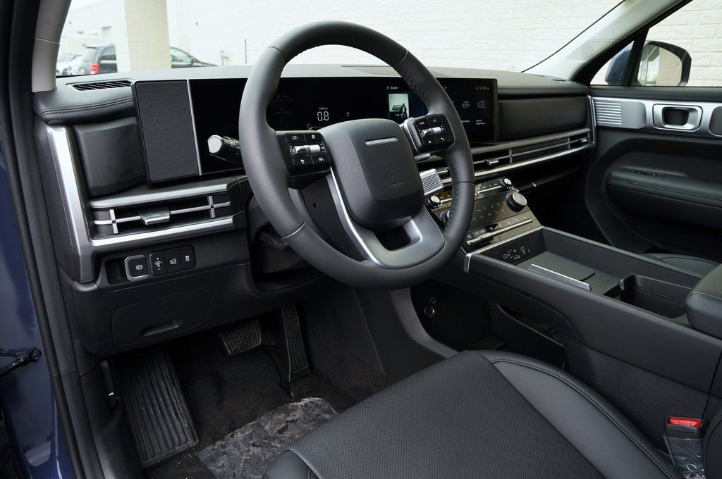 2025 Hyundai Santa Fe SEL - Photo 11
