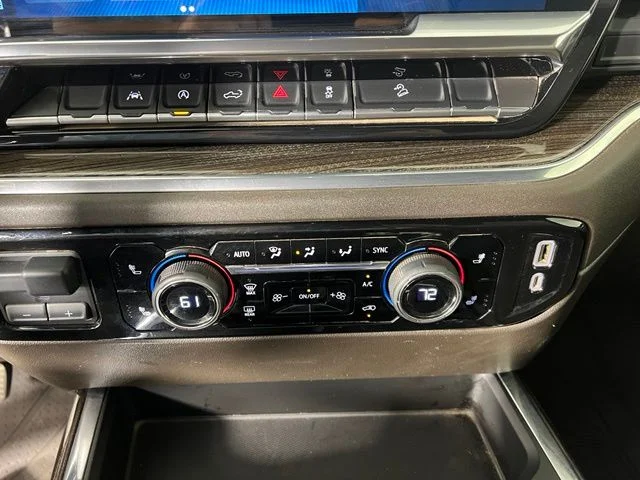 Used 2022 Silver Chevrolet LT image 25