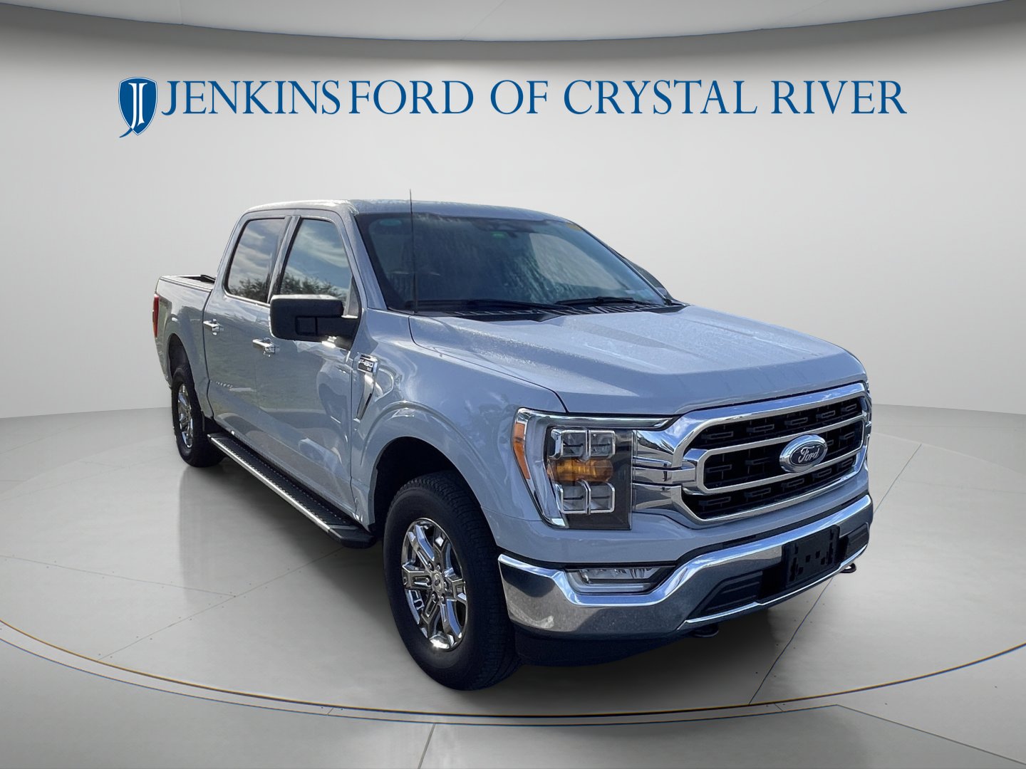 Used 2023 Avalanche Ford XLT image 10