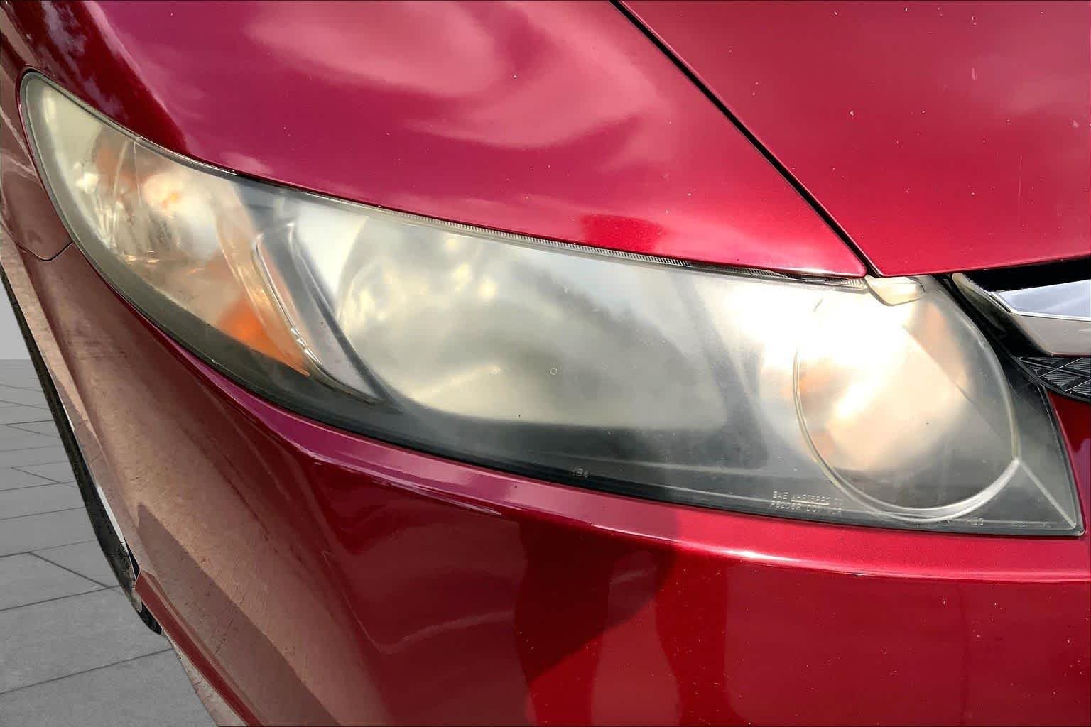 Used 2009 Tango Red Pearl Honda LX-S image 25