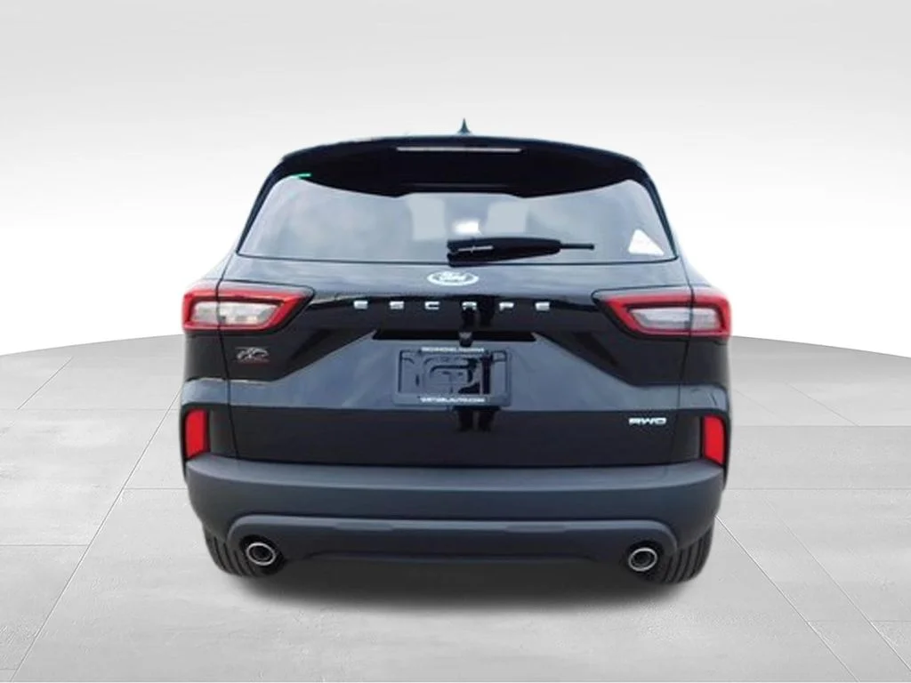 New 2026 Agate Black Metallic Ford ST-Line image 4