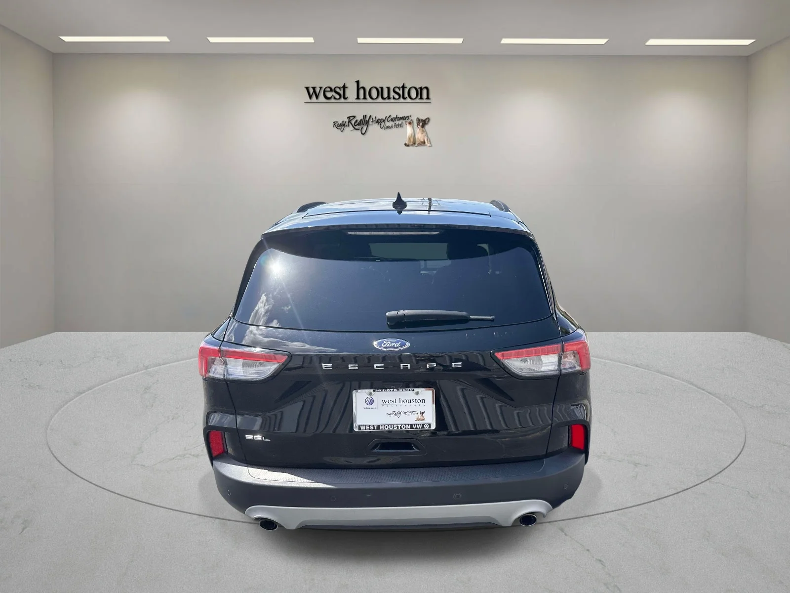 Used 2022 Black Ford SEL image 9