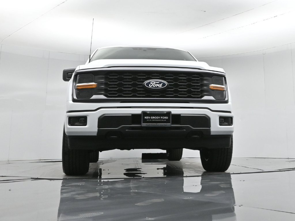 New 2026 Oxford White Ford STX image 43