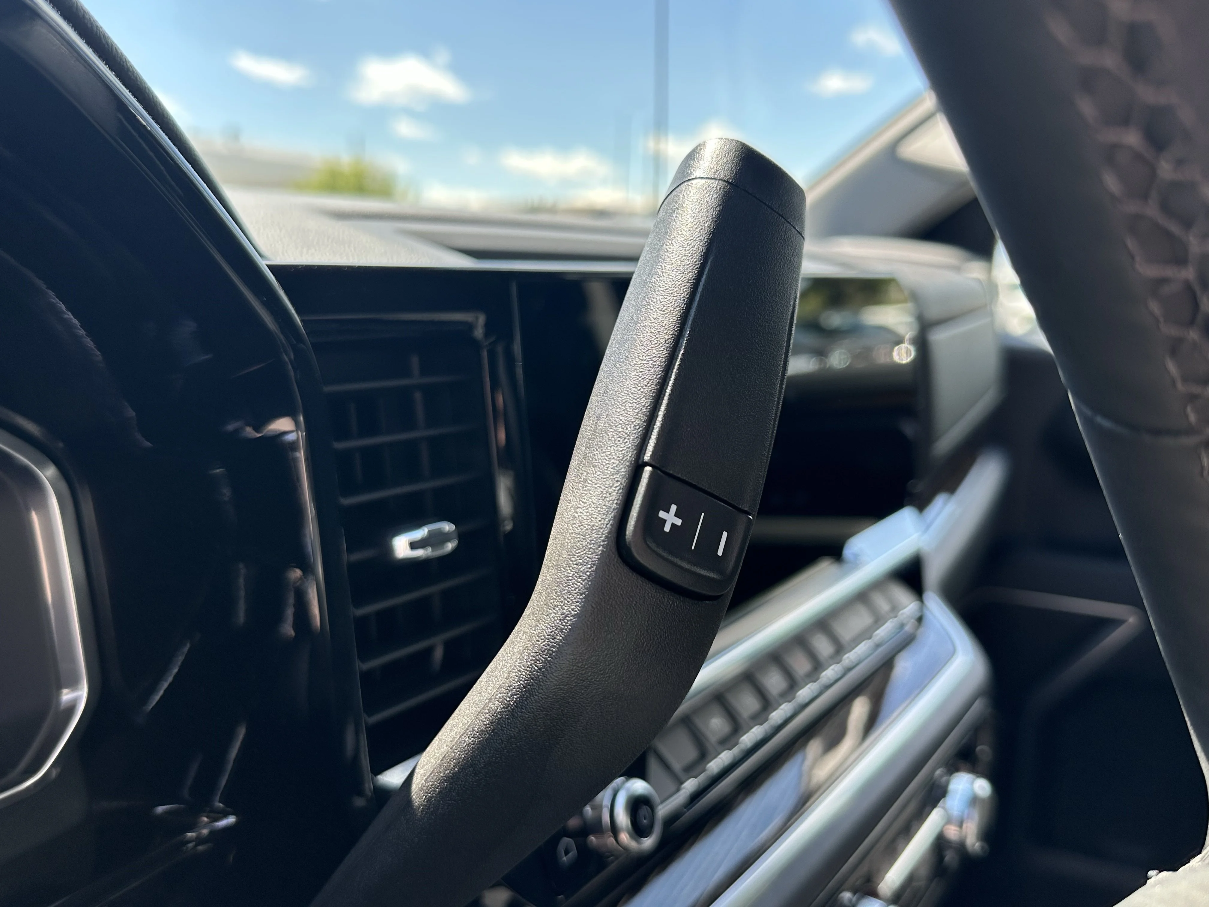 New 2026 Sterling Metallic GMC Elevation image 17