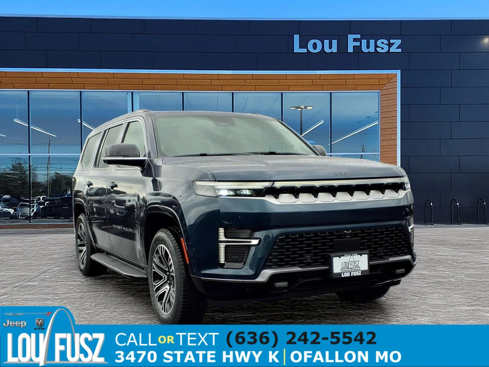 New 2026 Fathom Blue Pearl-Coat Exterior Paint (Late Availability) Jeep  image 1