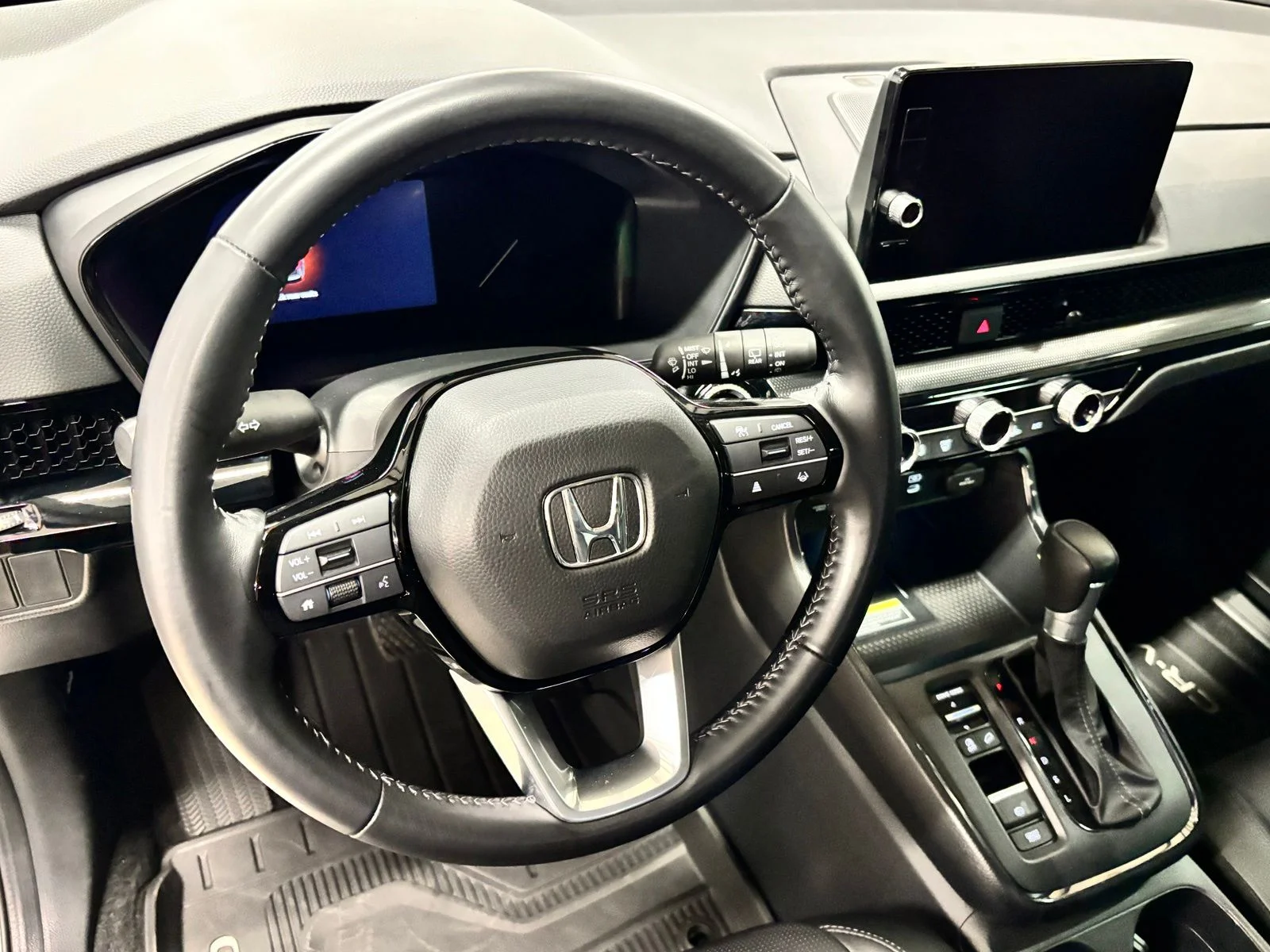 Used 2025  Honda EX-L image 16