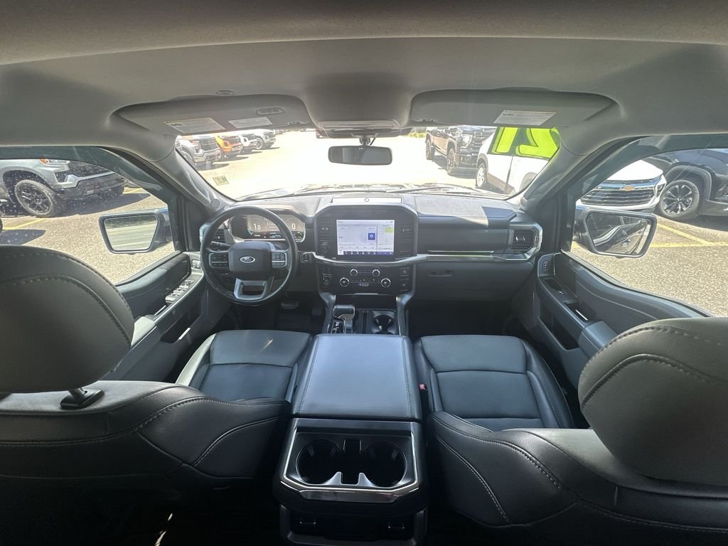 Used 2021 Blue Ford Lariat image 18