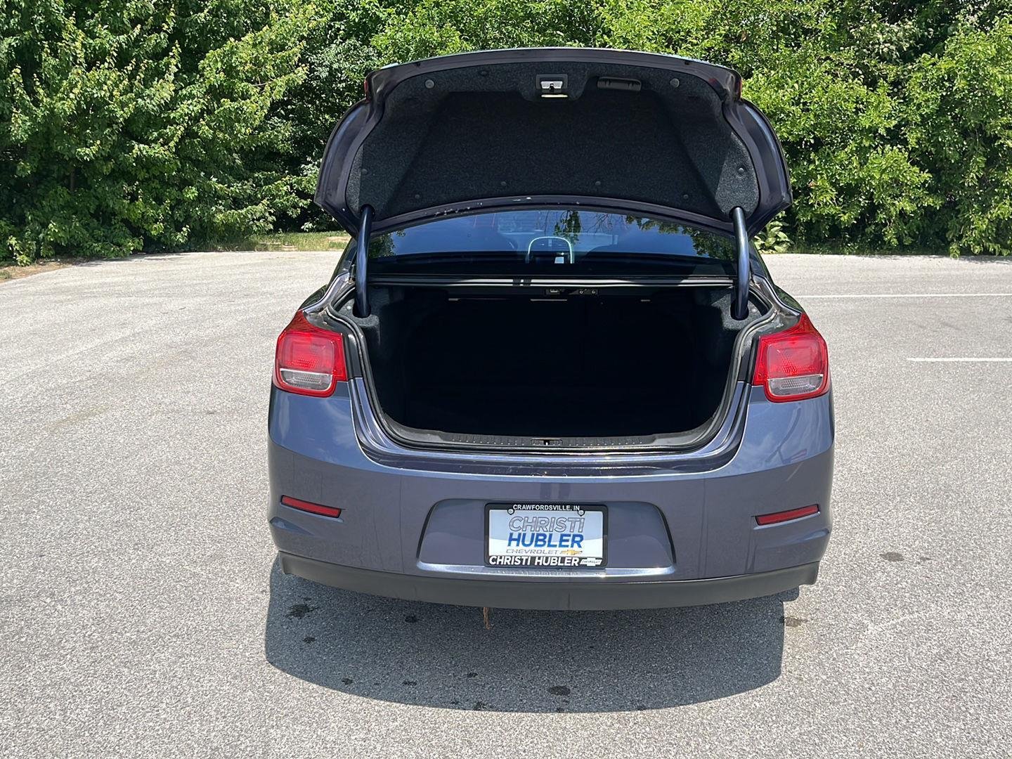 Used 2015 ATLANTIS BLUE METALLIC Chevrolet LT image 5