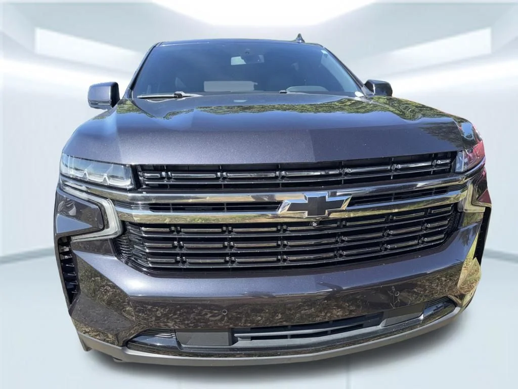 Used 2022 Gray Chevrolet RST image 2