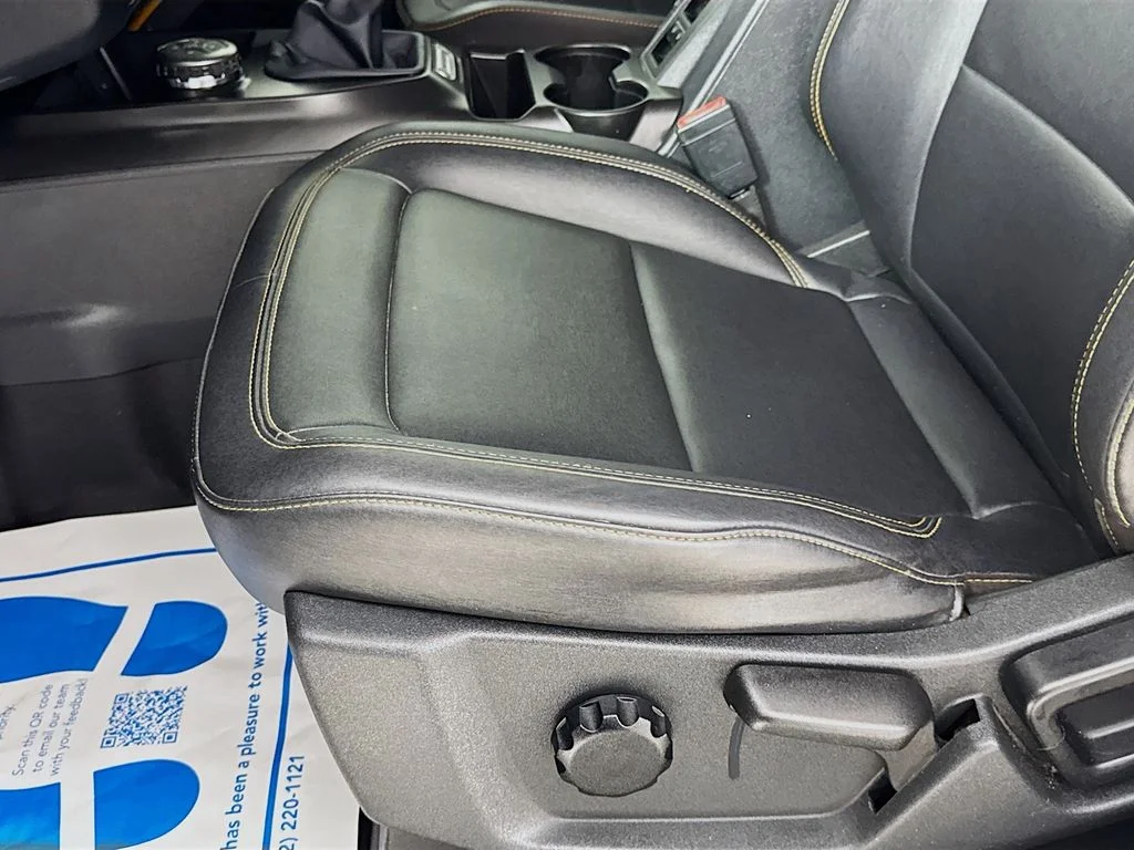 Used 2022 Gray Ford Badlands image 18