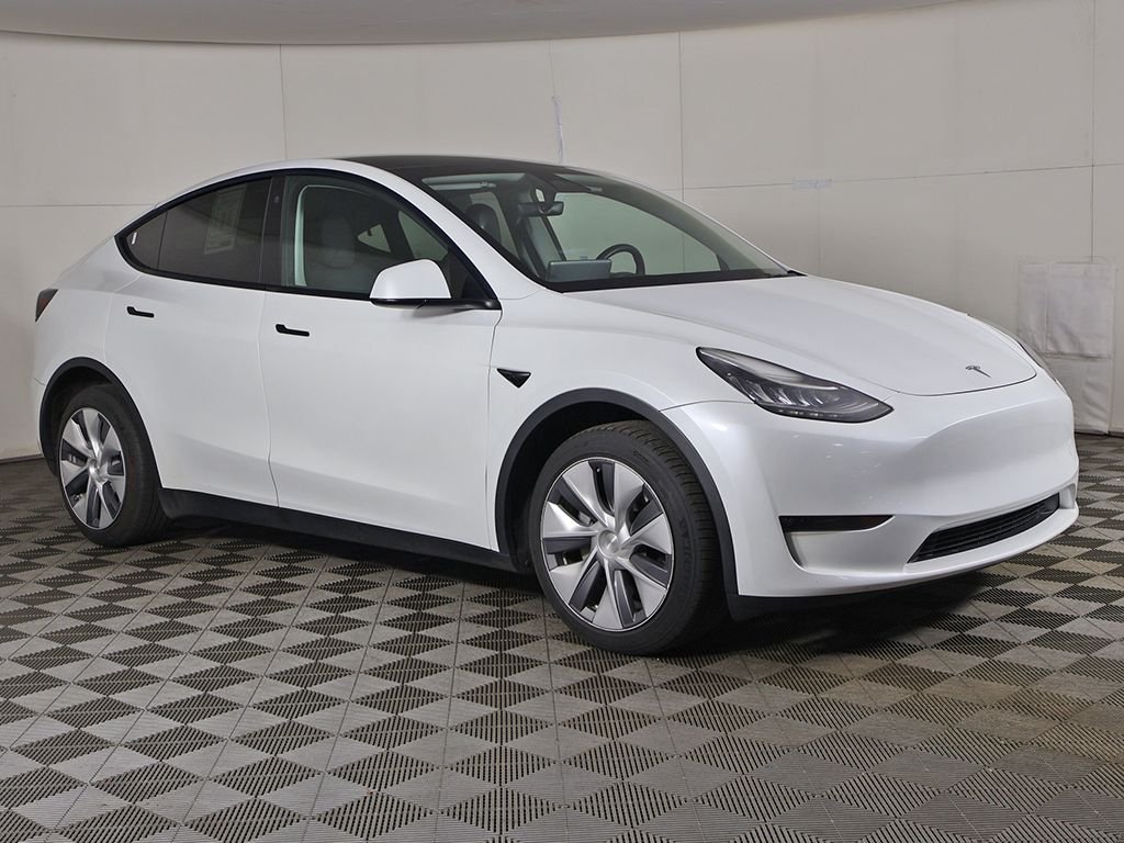Used 2023 Tesla Model Y Long Range with VIN 7SAYGDEE4PA040622 for sale in Bedford, OH