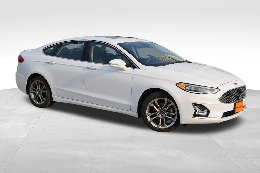Used 2020 Ford Fusion Hybrid Titanium with VIN 3FA6P0RU2LR170561 for sale in Lakeville, MN