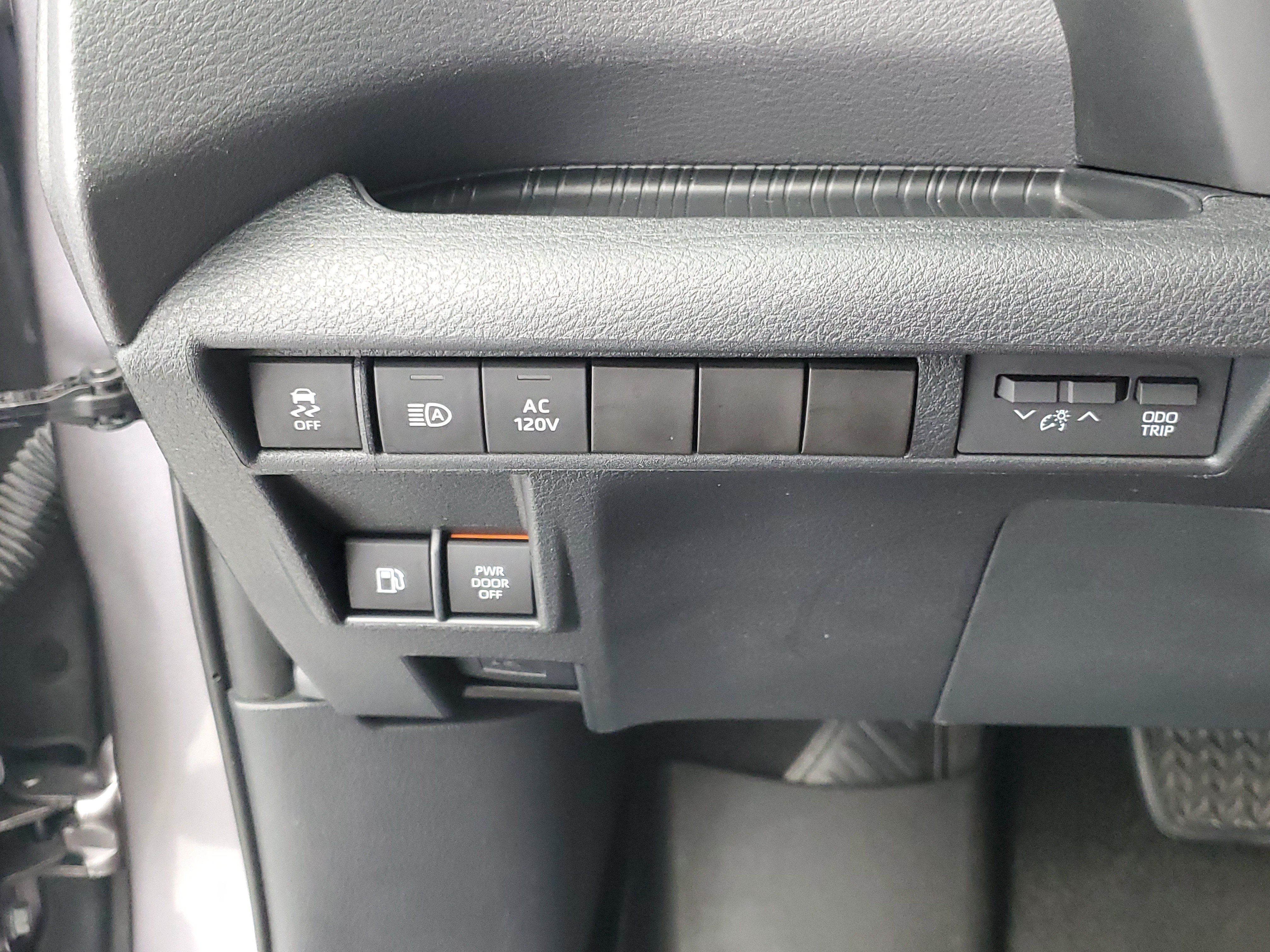 Used 2022 Predawn Gray Mica Toyota XSE image 31