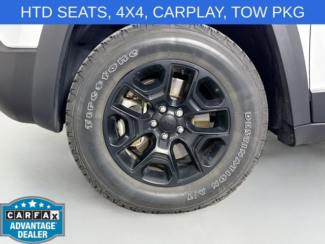 Used 2022 White Jeep Trailhawk image 29