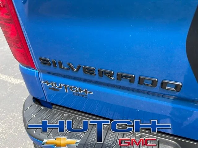 Used 2023 Glacier Blue Metallic Chevrolet Custom image 14