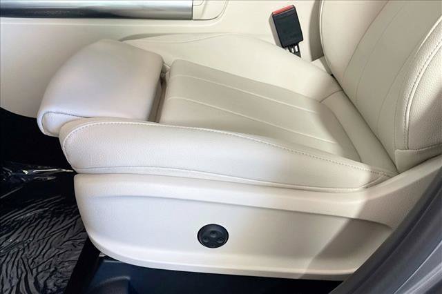 New 2026 Mountain Grey Metallic Mercedes-Benz GLA 250 image 47