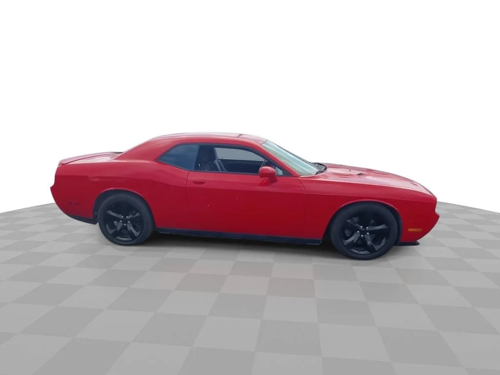 Used 2014 Red Dodge R/T image 5