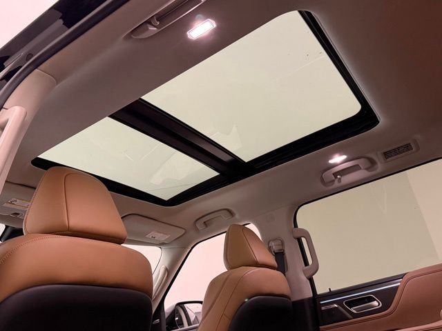 New 2026 BLACK OBSIDIAN INFINITI Luxe 2WD image 31