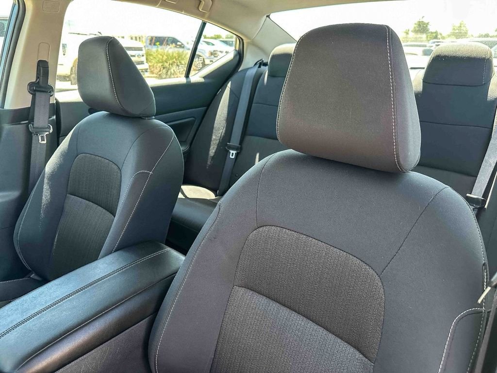 2025 Nissan Altima SV - Photo 14