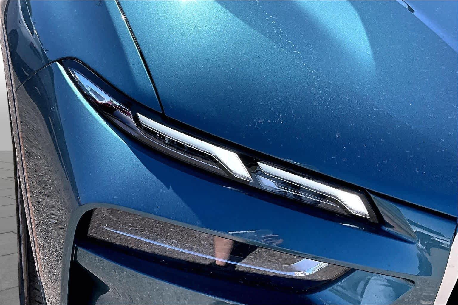 New 2027 Blue Ridge Mountain Metallic BMW xDrive40i image 13