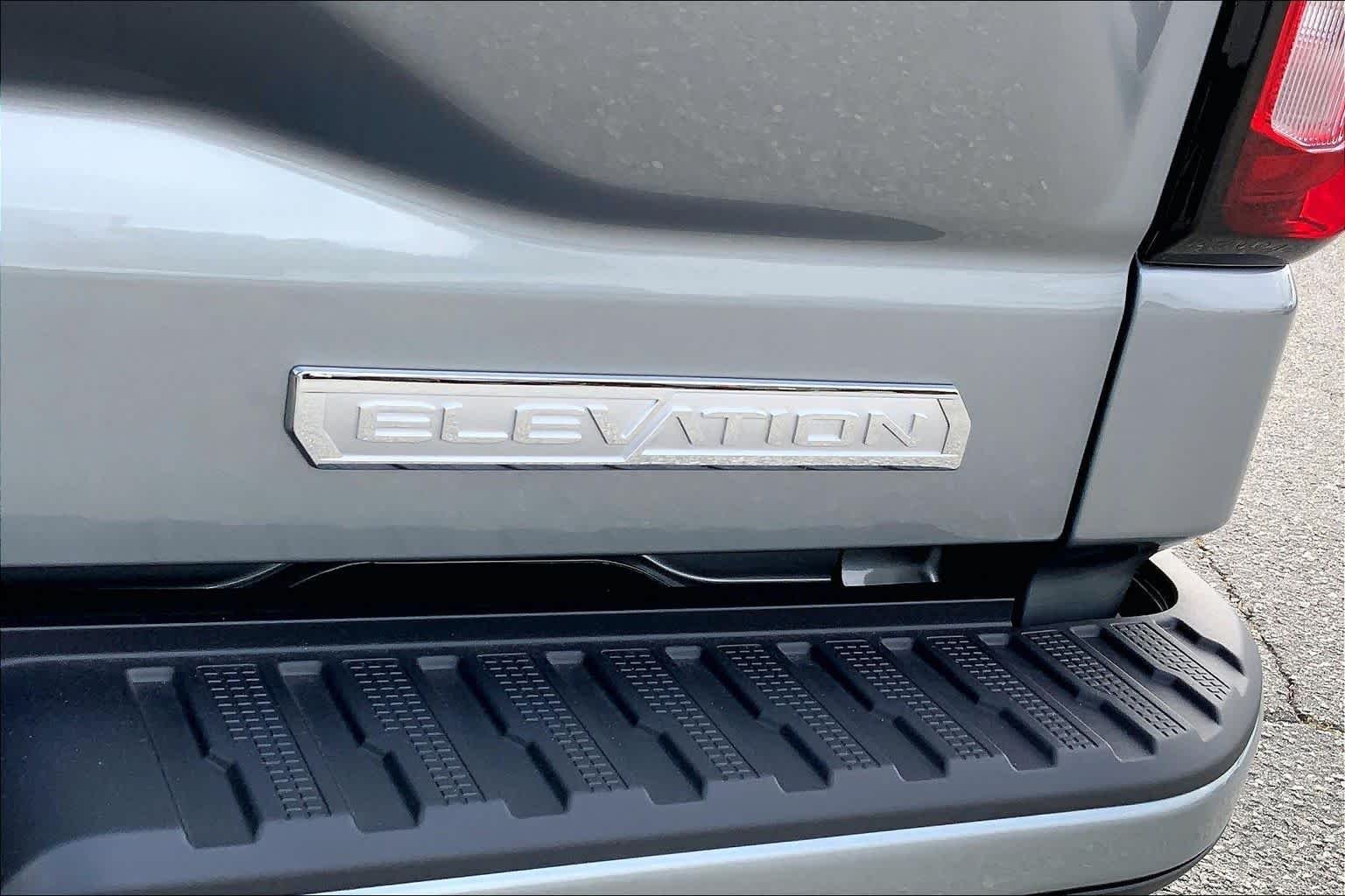 New 2026 Sterling Metallic GMC Elevation image 15