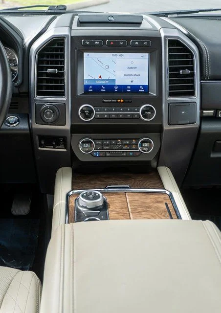 Used 2021 White Metallic Ford Platinum image 21