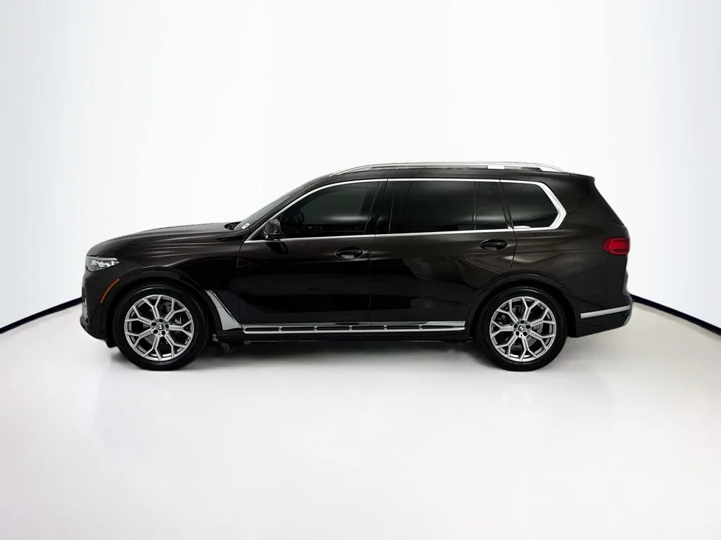 Used 2022 Brown BMW xDrive40i image 8