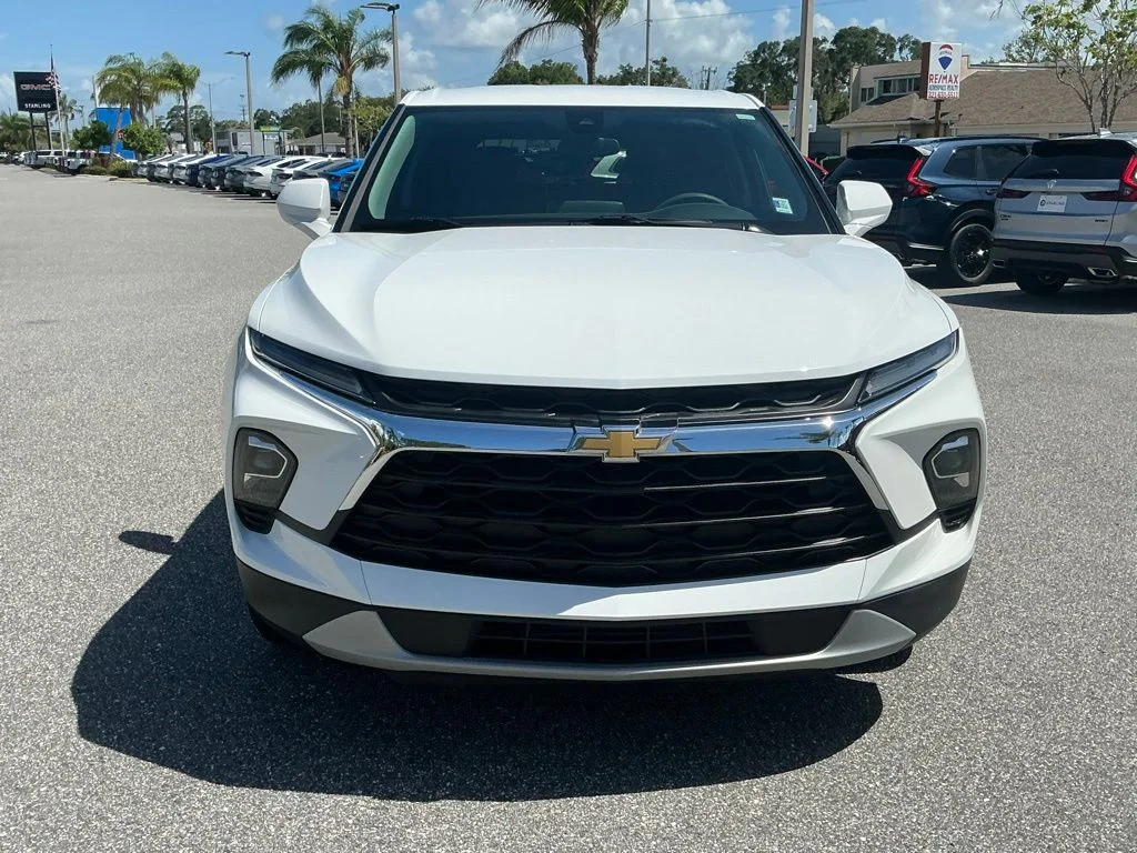 Used 2024 White Chevrolet LT image 15