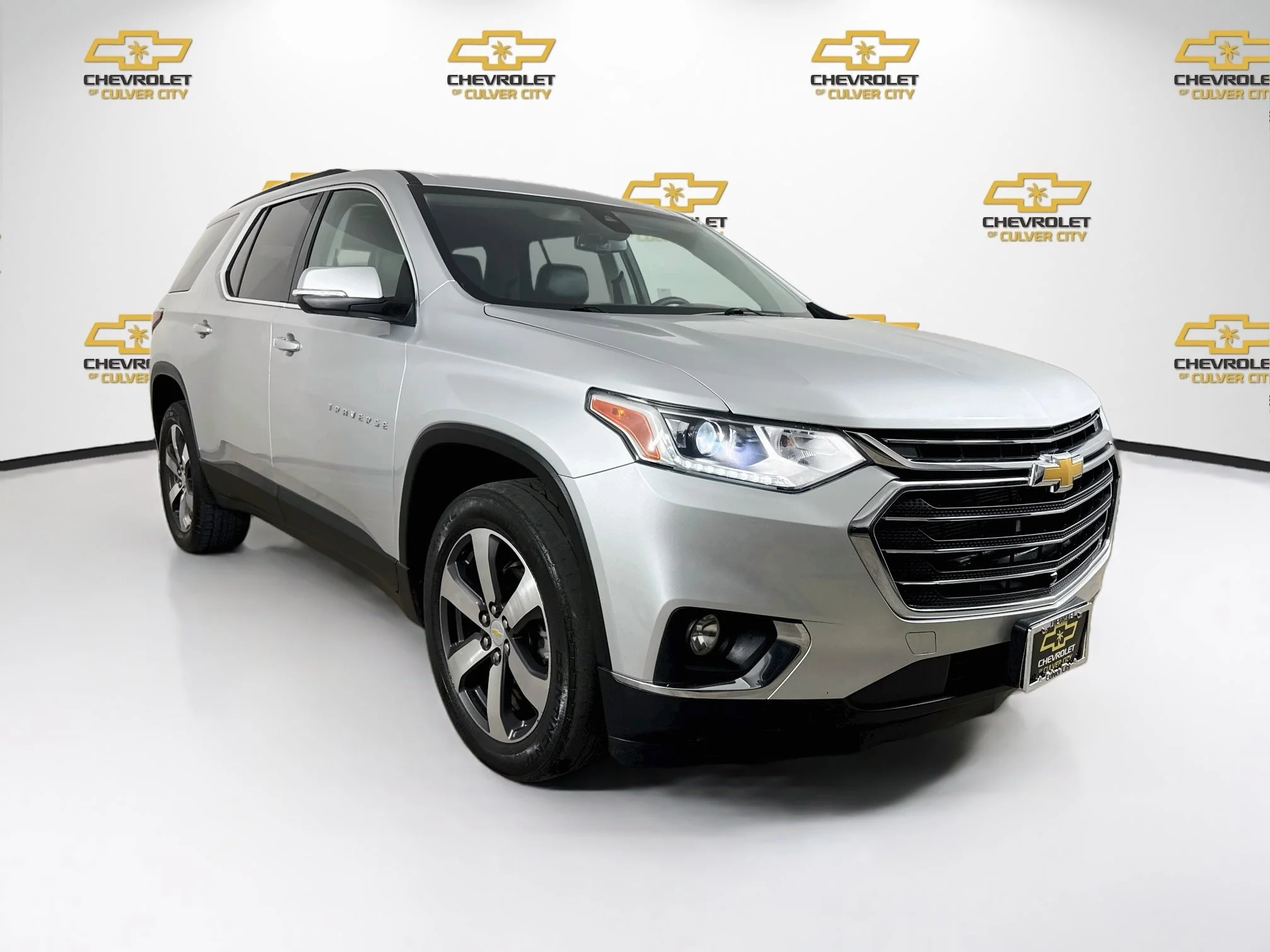 Used 2021 SILVER ICE METALLIC Chevrolet LT Leather image 1