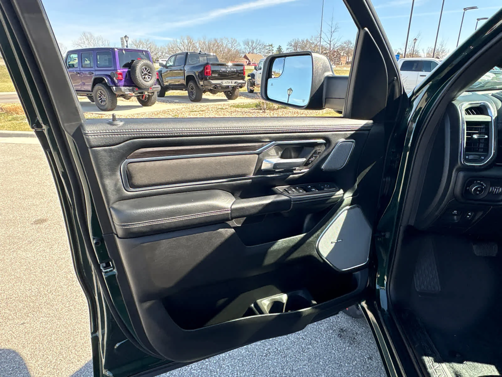 New 2026 Serrano-Green Metallic Exterior Paint RAM Laramie image 18