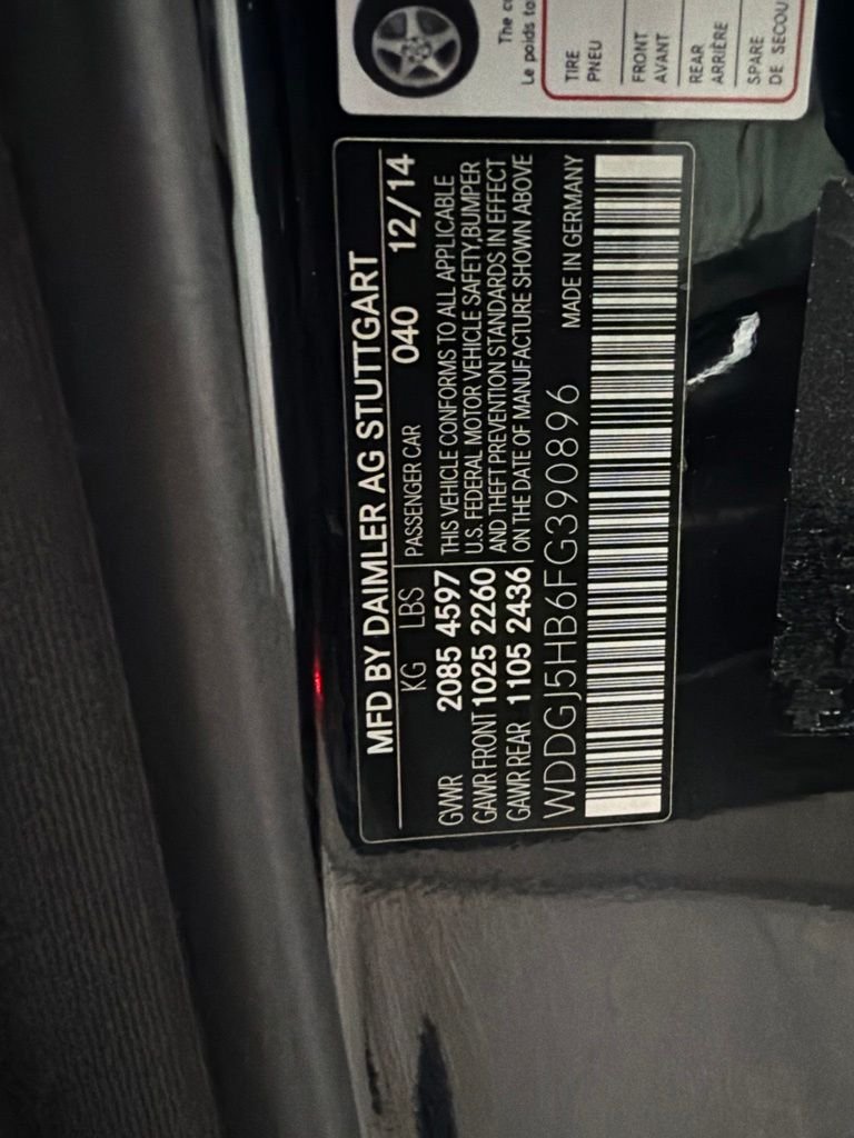 Used 2015 Black Mercedes-Benz C 350 image 30