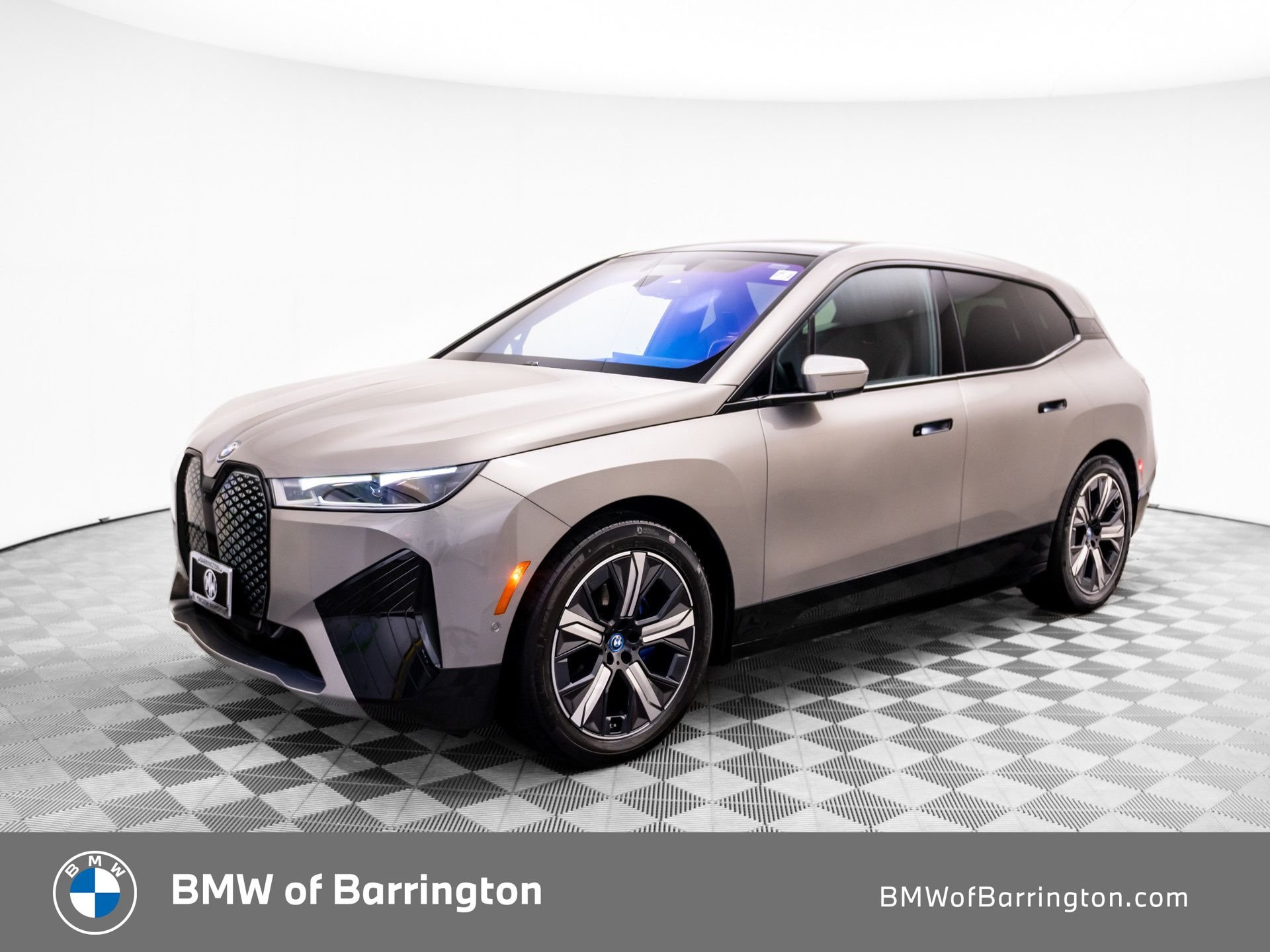 2024 BMW iX M60's photo
