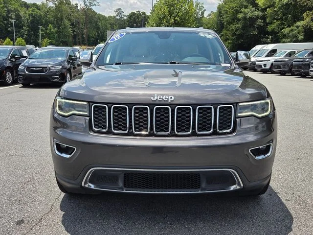 Used 2019 Gray Jeep Limited image 2