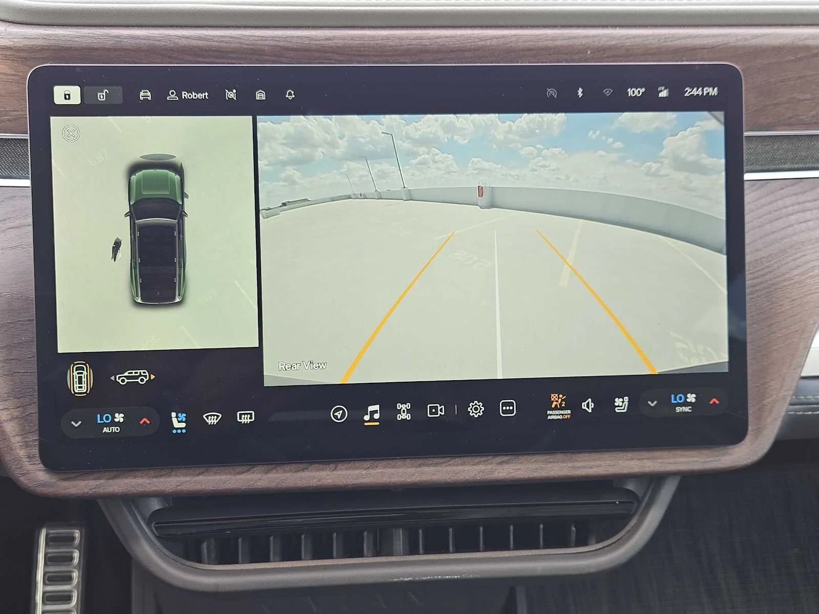 Used 2023 Forest Green Rivian Adventure image 17