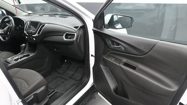Used 2021 White Chevrolet LT image 12