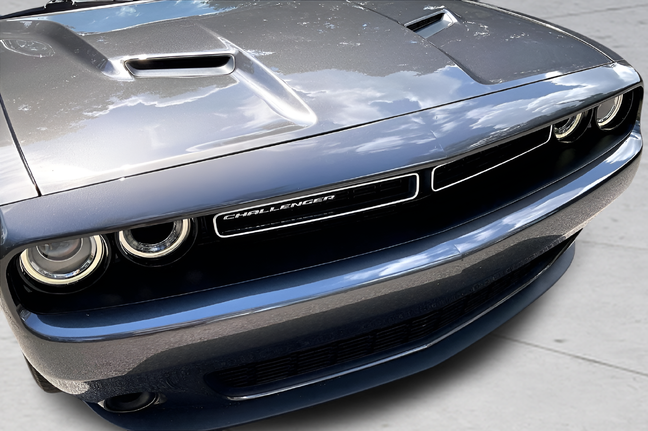 Used 2023 Gray Dodge SXT image 30