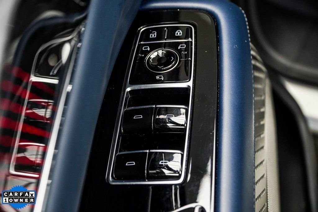 Used 2025 Silver Cadillac Luxury 2 image 40