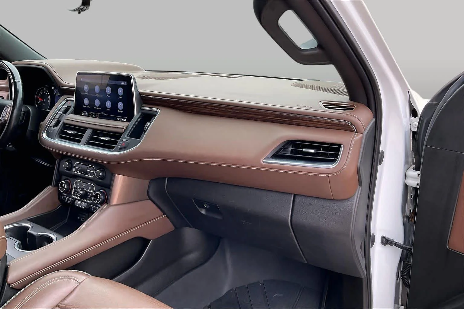 Used 2021 Summit White Chevrolet High Country image 19