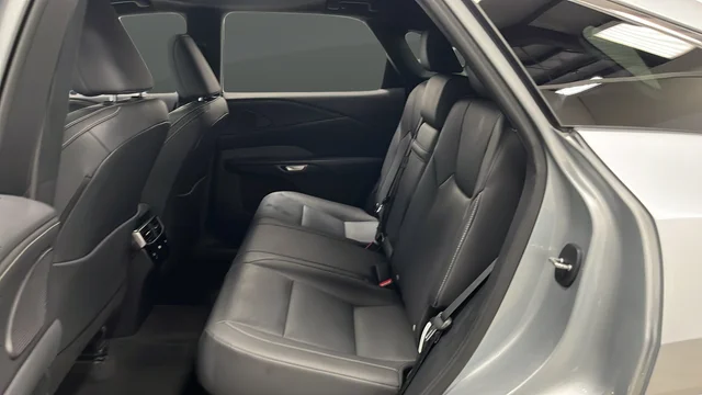 Used 2024 Iridium Lexus 350h Premium Plus image 23
