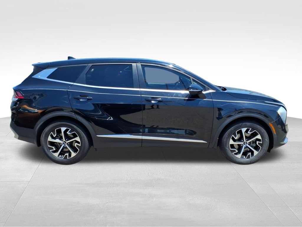 Used 2023 Ebony Black Kia EX image 27