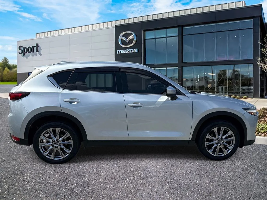 Used 2019 Silver Mazda Signature image 2