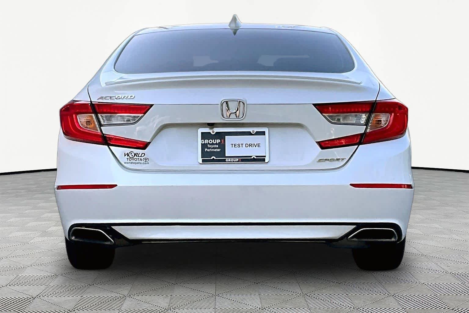 Used 2019 Platinum White Pearl Honda Sport 1.5T image 5